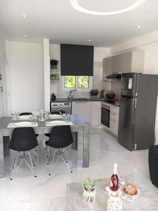 Georgianno Sea Apartments Protaras Extérieur photo